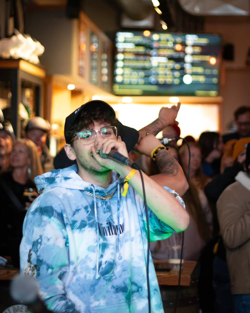 Estuardo performing at Guilded Goat 1